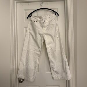 American Eagle Outfitters White Low-Ride Wide Leg Crop